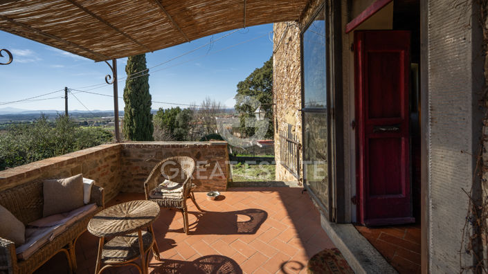 Image No.12-Maison de campagne de 5 chambres à vendre à Cortona