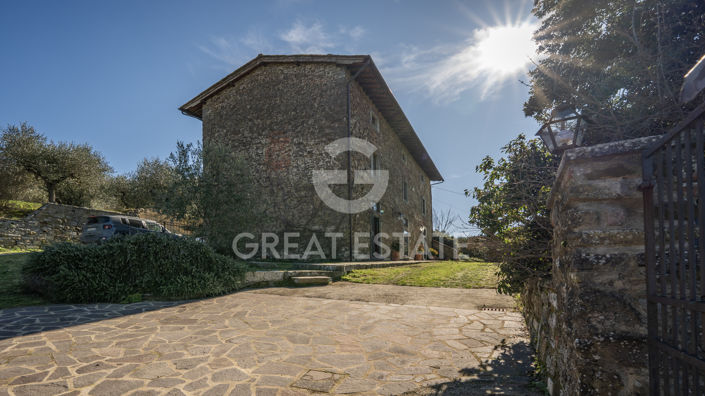 Image No.14-Maison de campagne de 5 chambres à vendre à Cortona