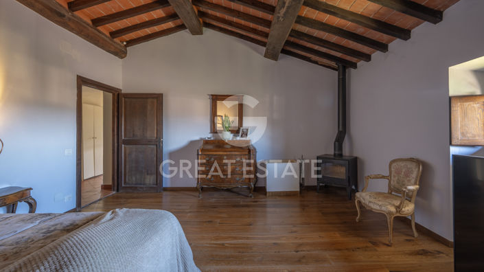 Image No.20-Maison de campagne de 5 chambres à vendre à Cortona