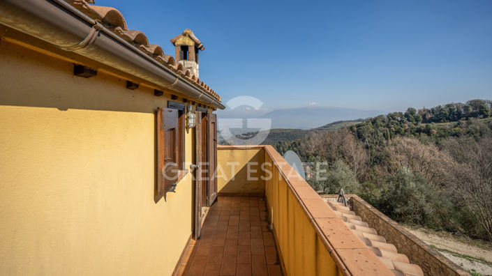 Image No.11-4 Bed Country House for sale