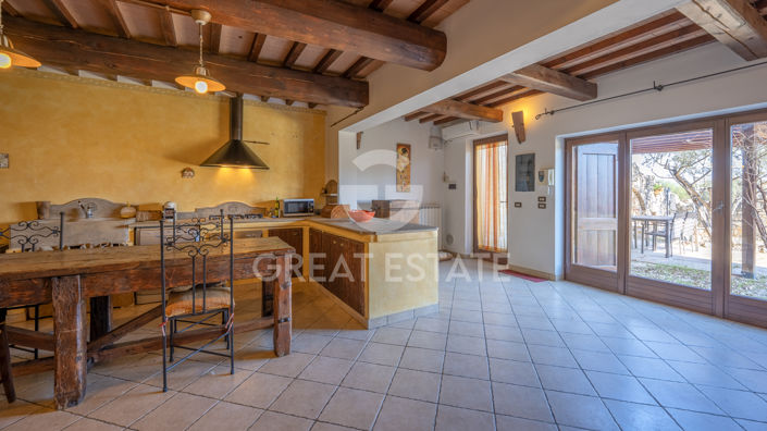 Image No.15-4 Bed Country House for sale