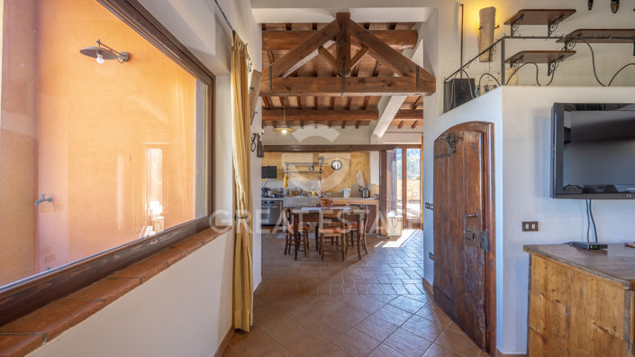 Image No.17-4 Bed Country House for sale