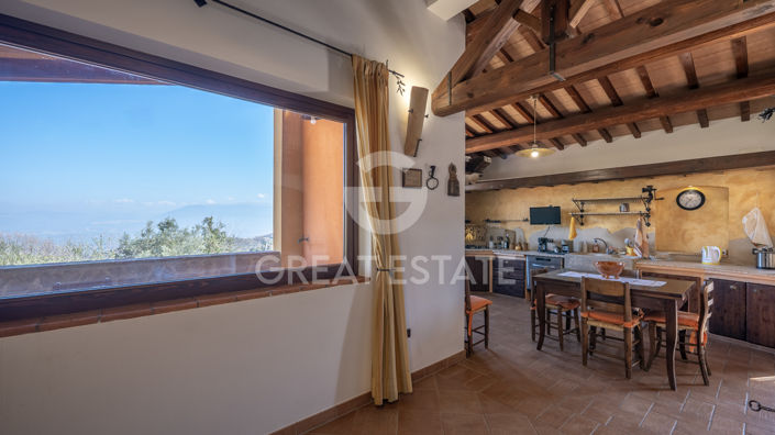 Image No.18-4 Bed Country House for sale