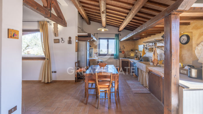 Image No.20-4 Bed Country House for sale