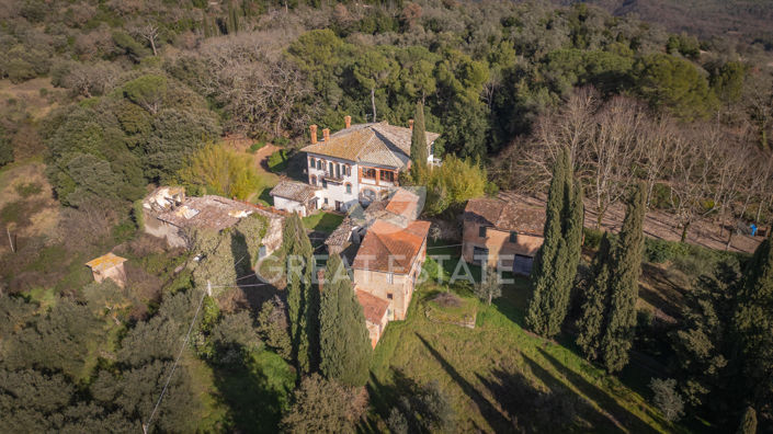 Image No.19-Maison de campagne de 8 chambres à vendre à Piegaro