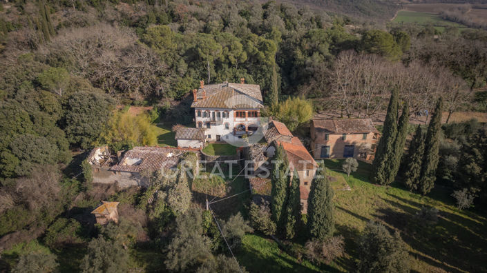 Image No.4-Maison de campagne de 8 chambres à vendre à Piegaro