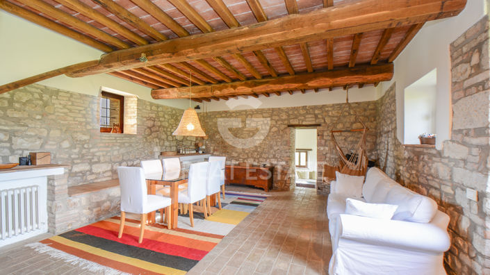 Image No.2-3 Bed Country House for sale