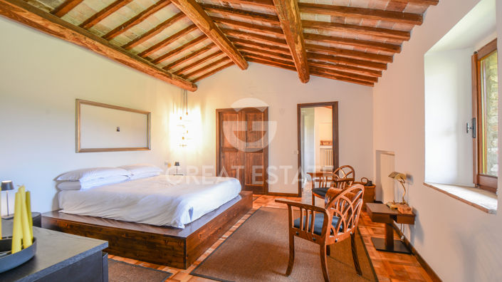 Image No.23-3 Bed Country House for sale