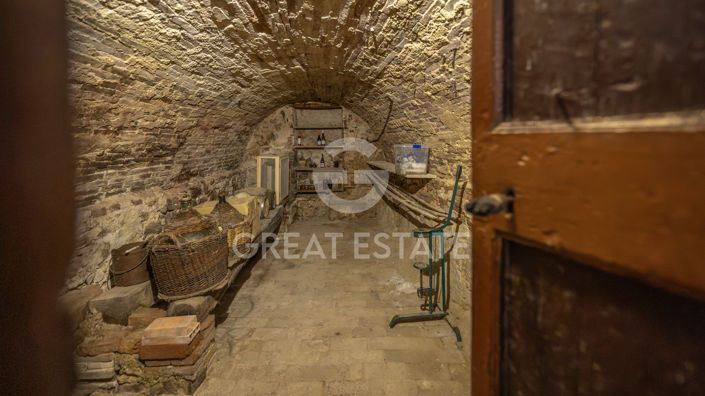 Image No.23-3 Bed Property for sale