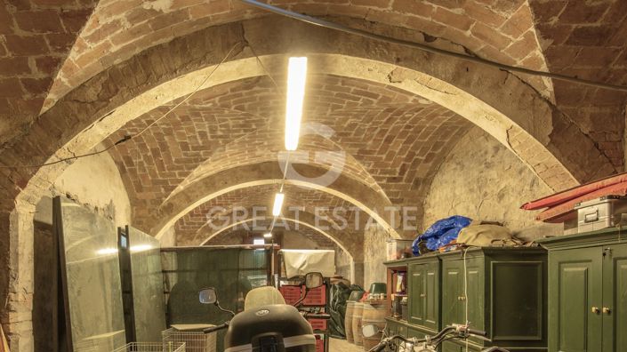 Image No.21-7 Bed Country House for sale