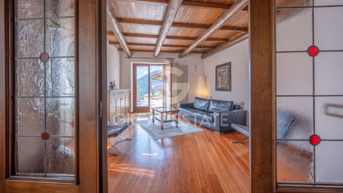 Image No.19-8 Bed Townhouse for sale