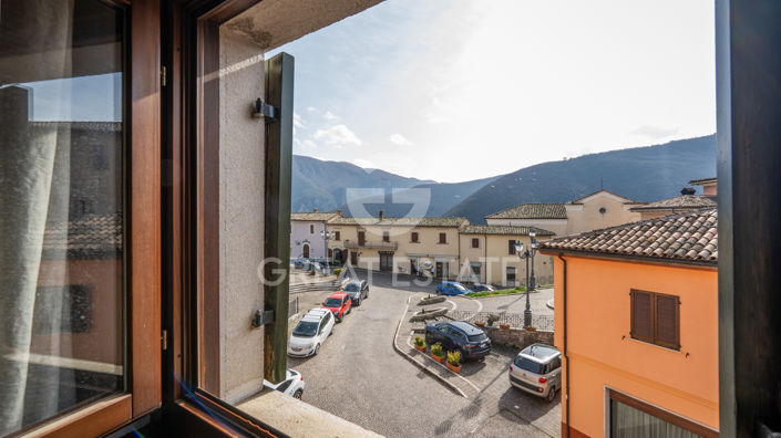 Image No.46-8 Bed Townhouse for sale