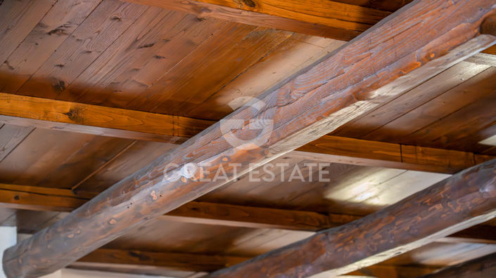 Image No.51-8 Bed Townhouse for sale