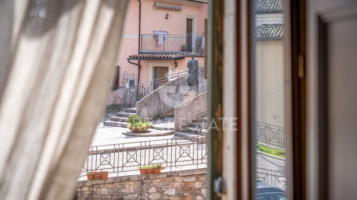 Image No.53-8 Bed Townhouse for sale