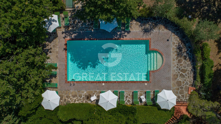 Image No.30-8 Bed Country House for sale