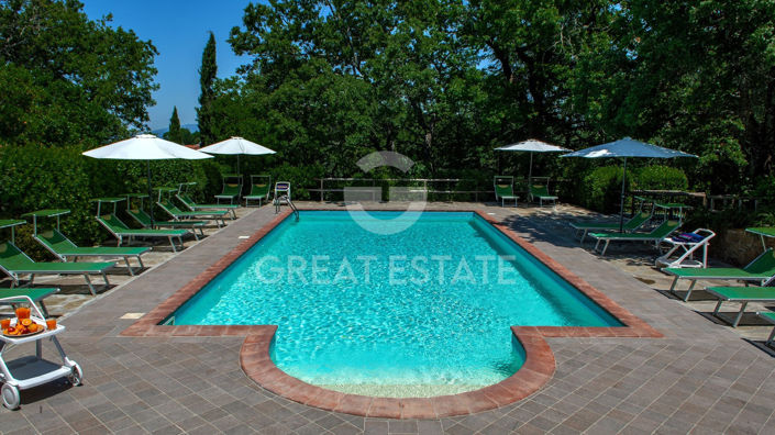 Image No.33-8 Bed Country House for sale