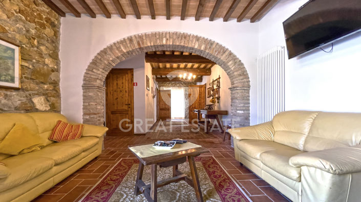 Image No.14-Maison de campagne de 6 chambres à vendre à Chianni