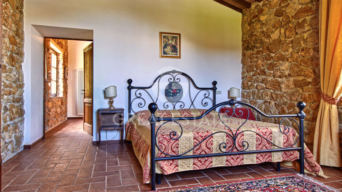 Image No.21-Maison de campagne de 6 chambres à vendre à Chianni