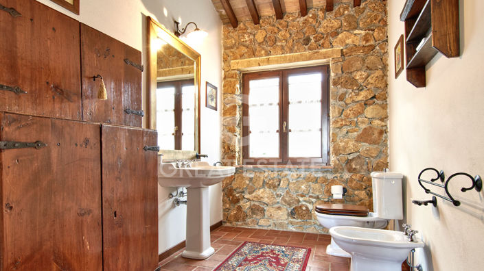 Image No.24-Maison de campagne de 6 chambres à vendre à Chianni