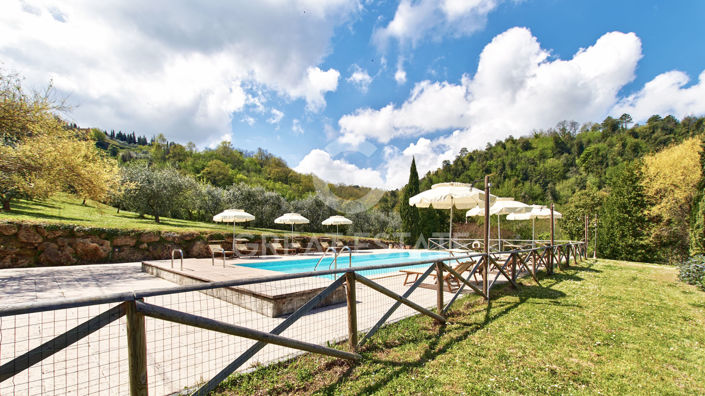 Image No.26-Maison de campagne de 6 chambres à vendre à Chianni