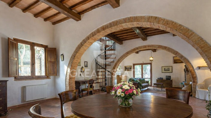 Image No.20-4 Bed Country House for sale