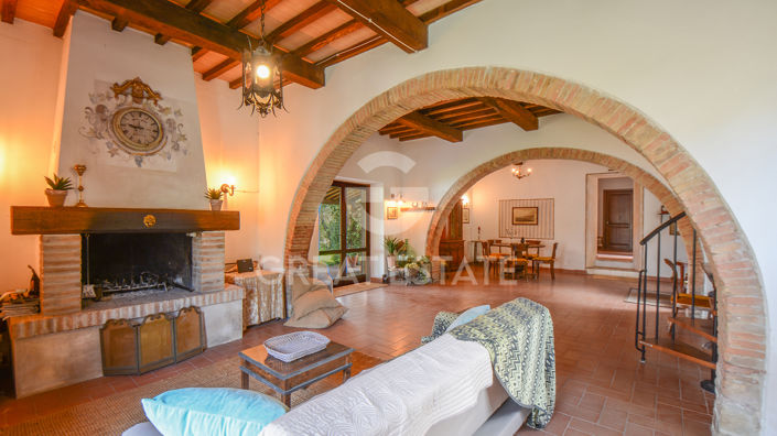 Image No.22-4 Bed Country House for sale