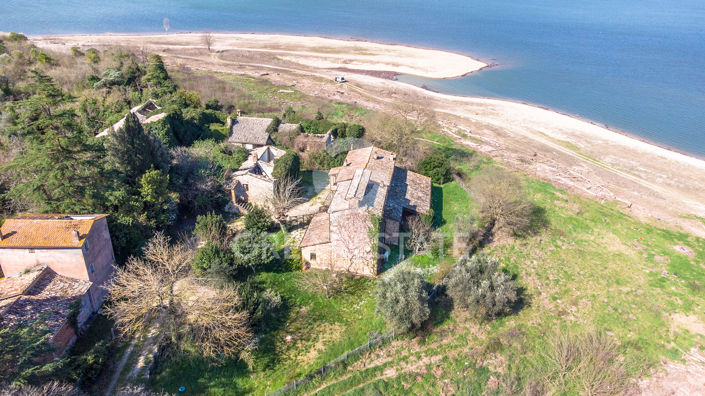 Image No.25-4 Bed Country House for sale