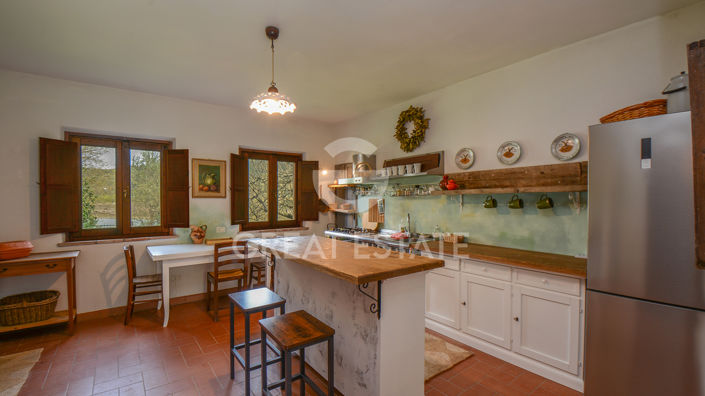 Image No.27-4 Bed Country House for sale