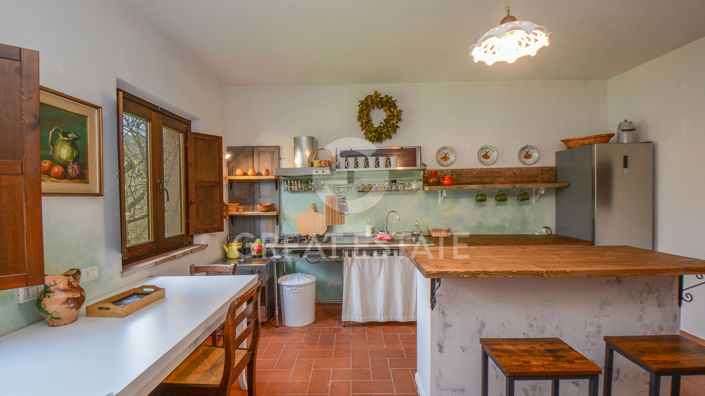 Image No.28-4 Bed Country House for sale