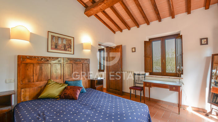 Image No.42-4 Bed Country House for sale