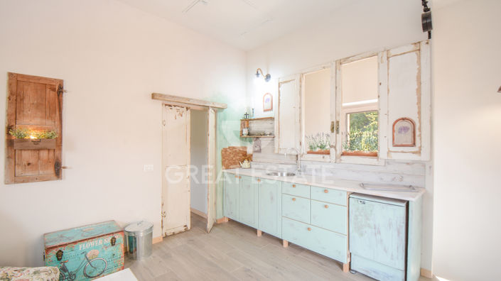 Image No.53-4 Bed Country House for sale