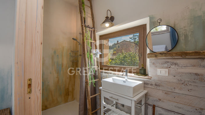 Image No.57-4 Bed Country House for sale