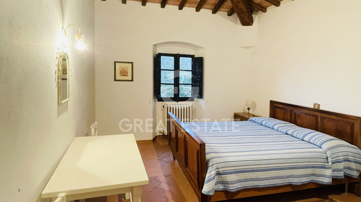 Image No.15-4 Bed Country House for sale