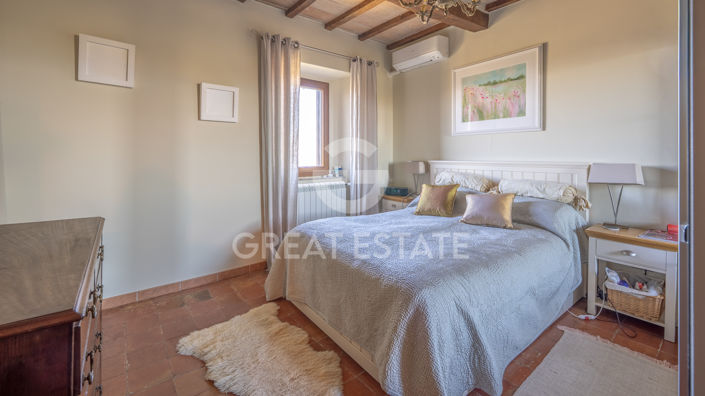 Image No.13-2 Bed Townhouse for sale