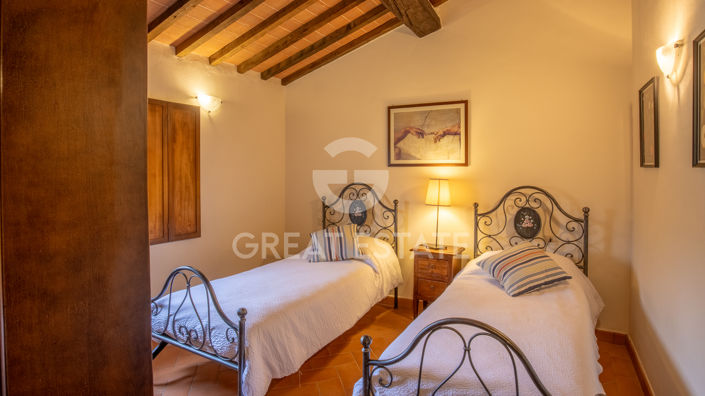 Image No.17-2 Bed Apartment for sale