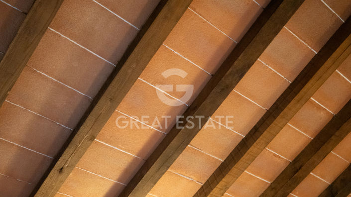 Image No.20-2 Bed Apartment for sale