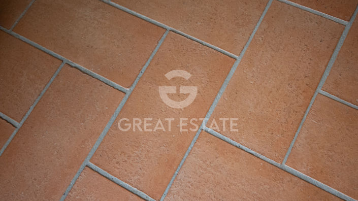 Image No.21-2 Bed Apartment for sale