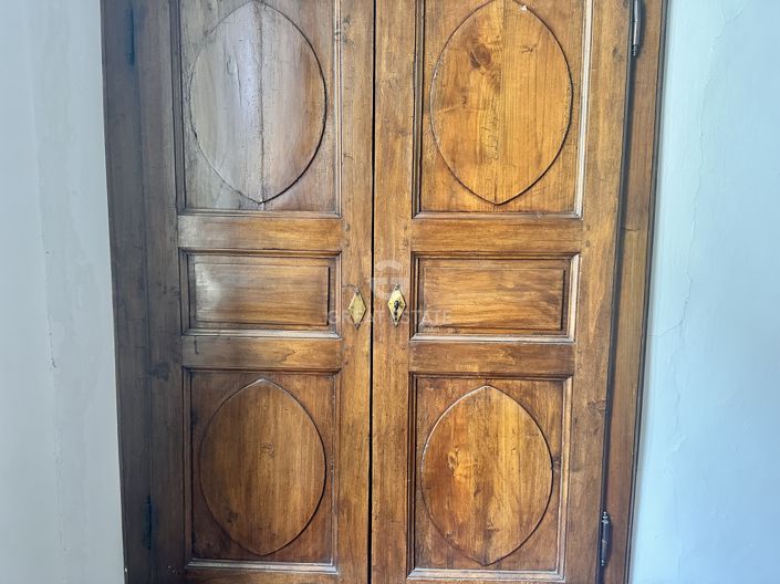 Image No.24-3 Bed Property for sale