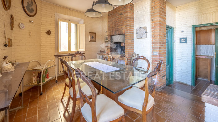 Image No.29-3 Bed Country House for sale