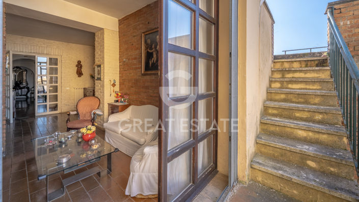 Image No.32-3 Bed Country House for sale