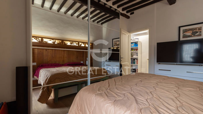 Image No.17-2 Bed Property for sale