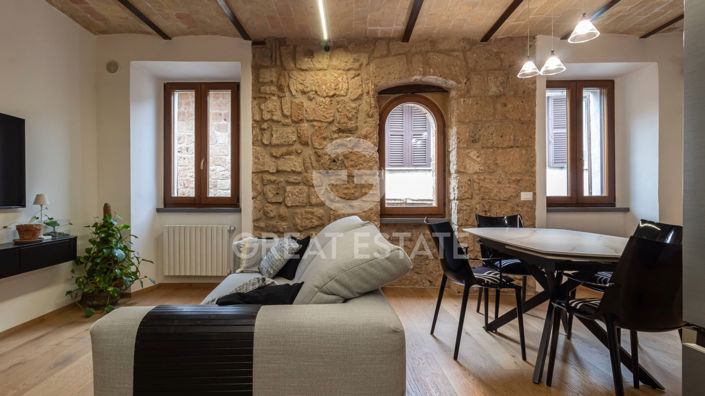 Image No.9-2 Bed Property for sale