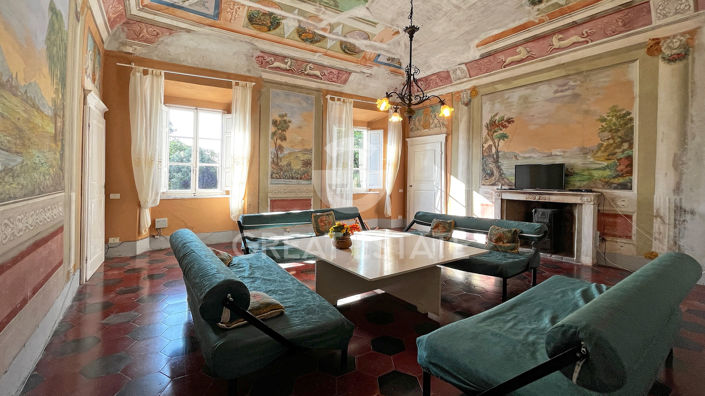 Image No.5-Maison de campagne de 12 chambres à vendre à Pomarance