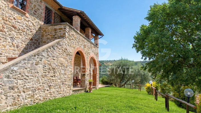 Image No.17-3 Bed Country House for sale