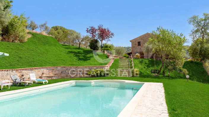 Image No.20-3 Bed Country House for sale