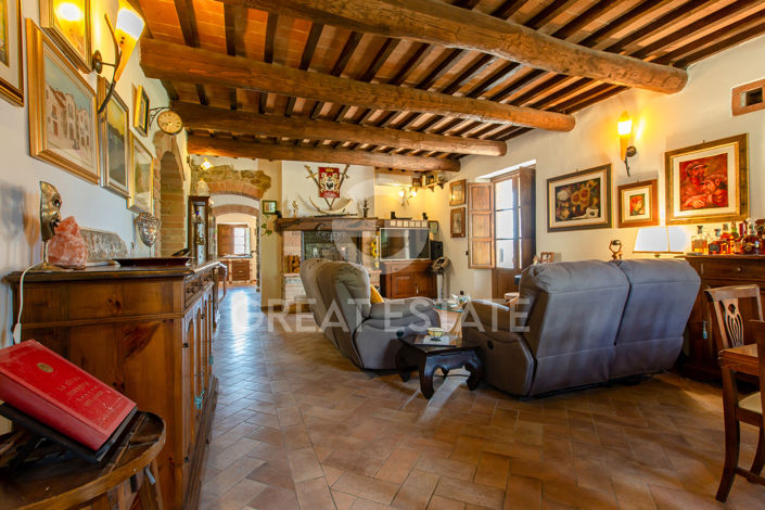 Image No.25-3 Bed Country House for sale