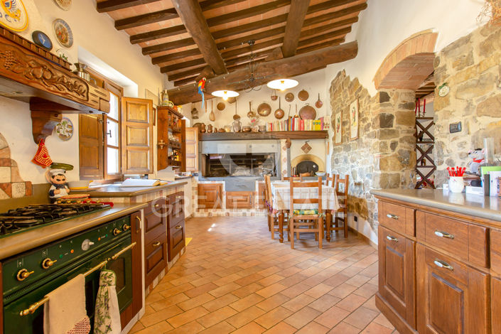 Image No.26-3 Bed Country House for sale