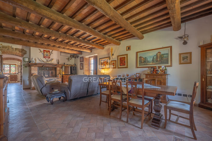 Image No.37-Maison de campagne de 3 chambres à vendre à Panicale