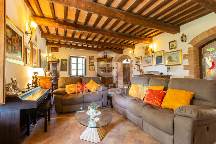 Image No.6-3 Bed Country House for sale