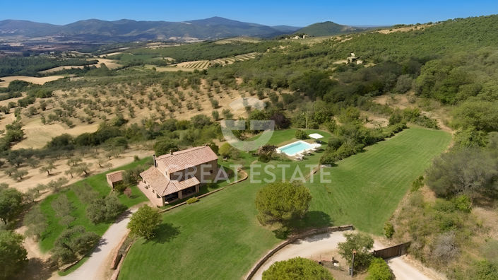 Image No.8-3 Bed Country House for sale